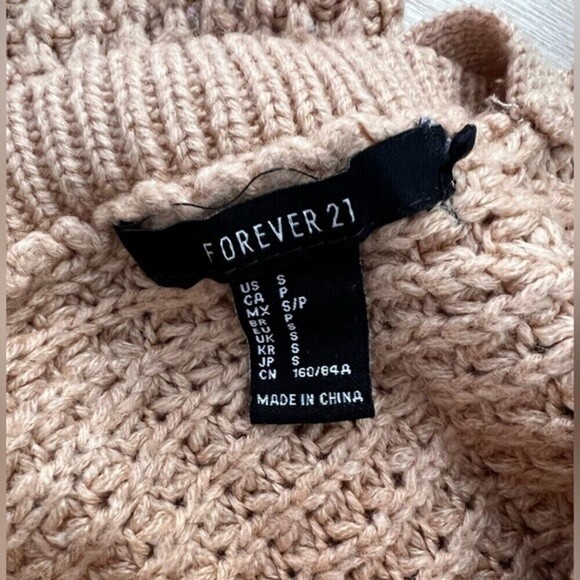 Women's cozy sweater tan longsleeve sweater knitted  Forever 21Size S. - Picture 5 of 8